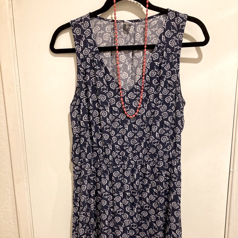 Super cute and versatile Old Navy large dress 👗